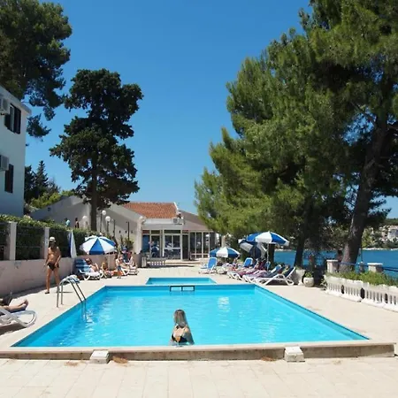- Comfort One Bedroom C4